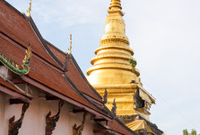 Wat Phra That Chang Kam Voravihara