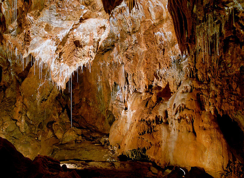 Гомбасецкая пещера, (c) wikipedia.org - Semu